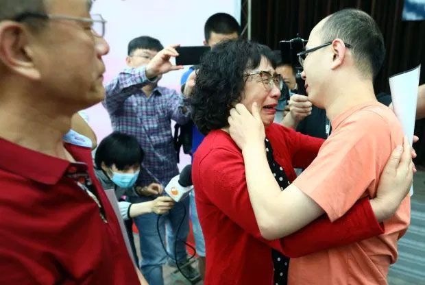 Çin'de 32 yıl önce 2 yaşındayken çalınıp başka bir aileye satıldı! - Resim: 3