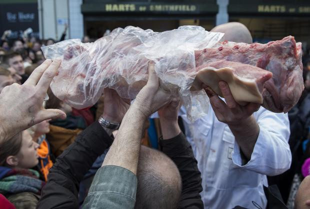 Açık artırmayla et sattılar - Resim: 3