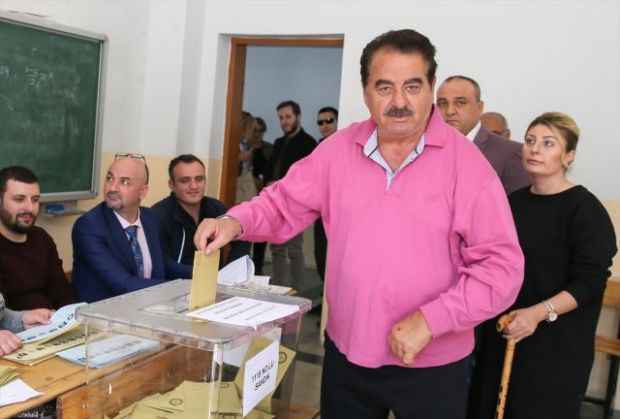 İbrahim Tatlıses Ahmet Kaya'yı paylaşıp yalvardı: Yalnız bırakmayın - Resim: 4