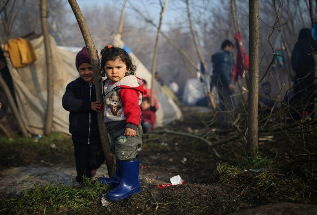Almanya reşit olmayan sığınmacıları ülkeye kabul edeceğini açıkladı - Resim: 0