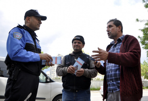 Adana'da 'Hırsızım' diyene kapı açtılar - Resim: 0