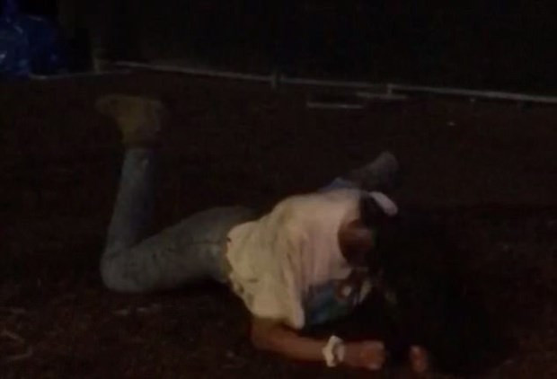 Obama'nın kızı çıldırdı yerlerde sürüklenerek yaptığına bakın - Resim: 4