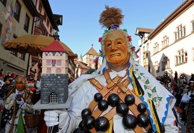 Almanya’da beşinci mevsim başlıyor - Resim: 4