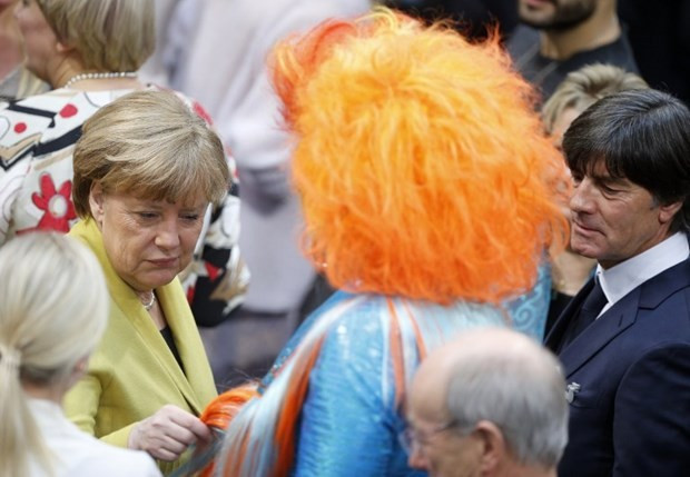 Almanya'nın yeni delegesi meclise renk kattı! - Resim: 4