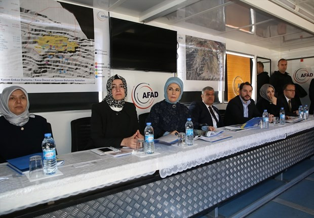 Emine Erdoğan'dan taziye ziyareti - Resim: 3