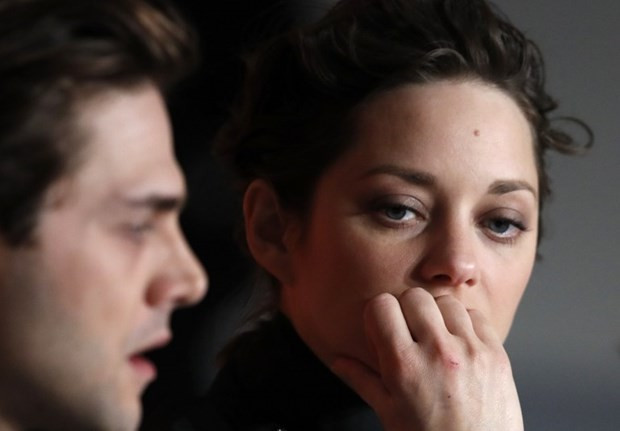 Brangelina aşkını bitiren kadın konuştu: Hamileyim! - Resim: 2