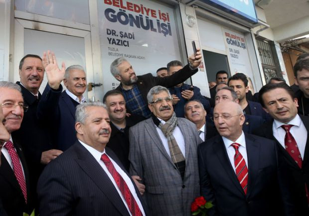 Binali Yıldırım 'hayırlı olsun' dedi Tuzla'da 3 müjdeyi açıkladı - Resim: 0