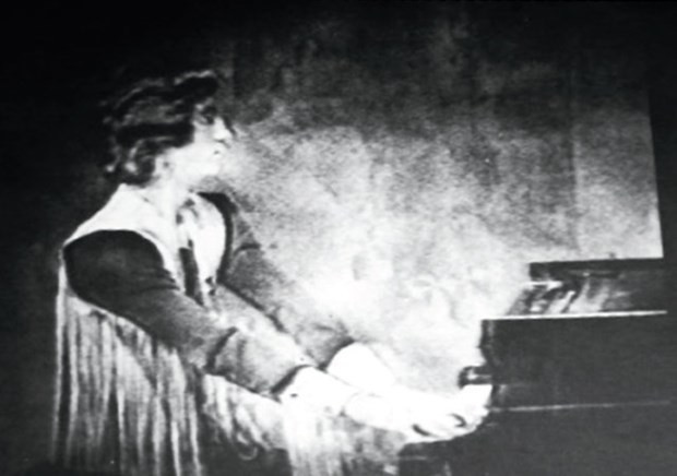 Barış Manço'nun bu fotoğraflarını daha önce hiç görmediniz - Resim: 4