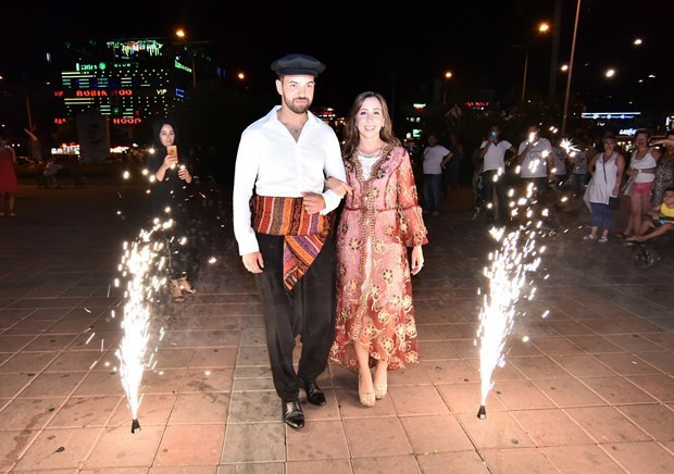  Cristiano Ronaldo'ya Türk enişte! - Resim: 2