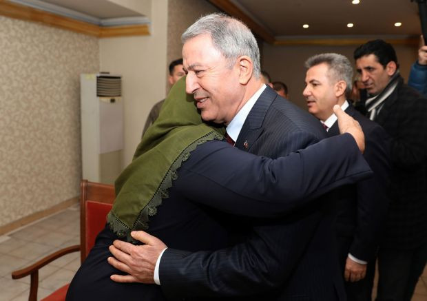 Hulusi Akar net konuştu: Bunun sonunu getireceğiz - Resim: 1