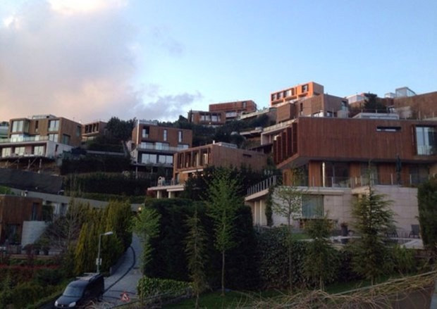 Türkan Şoray'ın 12 milyonluk sarayı parmak ısırtıyor - Resim: 2