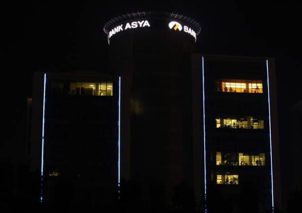 Bank Asya önünde geniş güvenlik önlemi - Resim: 4