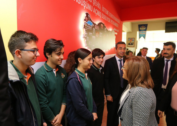 Gaziantep Büyükşehir Belediye Başkanı Fatma Şahin, gençleri unutmadı - Resim: 4