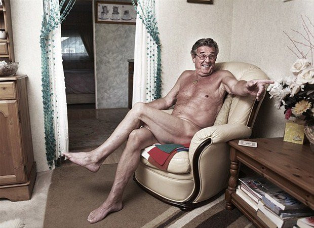 Çıplaklar köyü kapılarını açtı! Gözlerinize inanamayacaksınız - Resim: 3