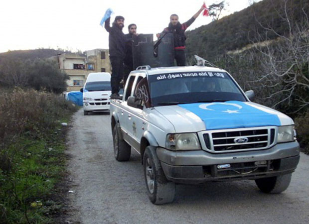 Savaşın gölgesinde düğün - Resim: 4