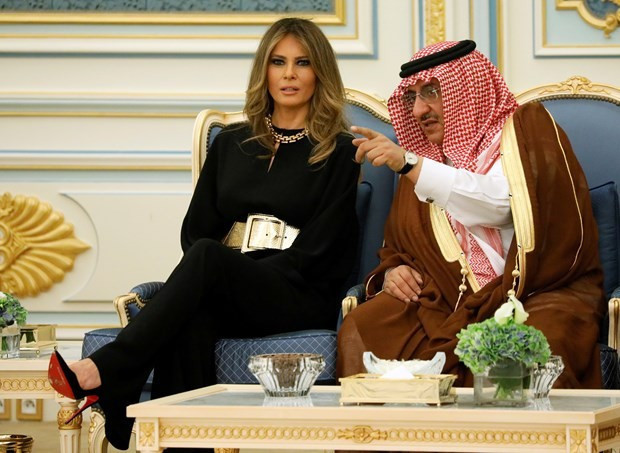 MelaniaTrump'ın dini mesajı! Vatikan'daki haline bakın - Resim: 2