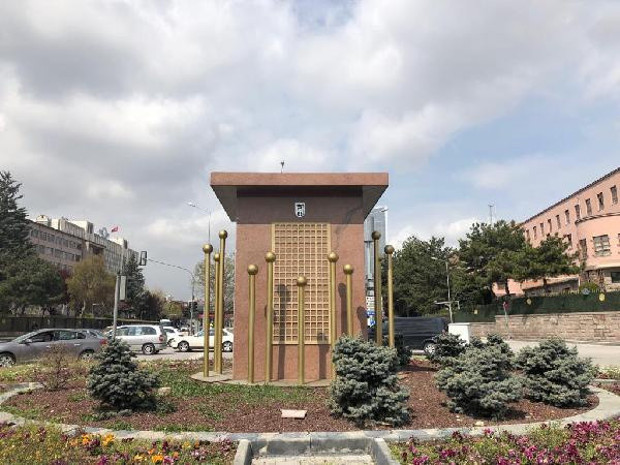 Mansur Yavaş Melih Gökçek döneminde yaptırılan kol saatini kaldırttı - Resim: 1