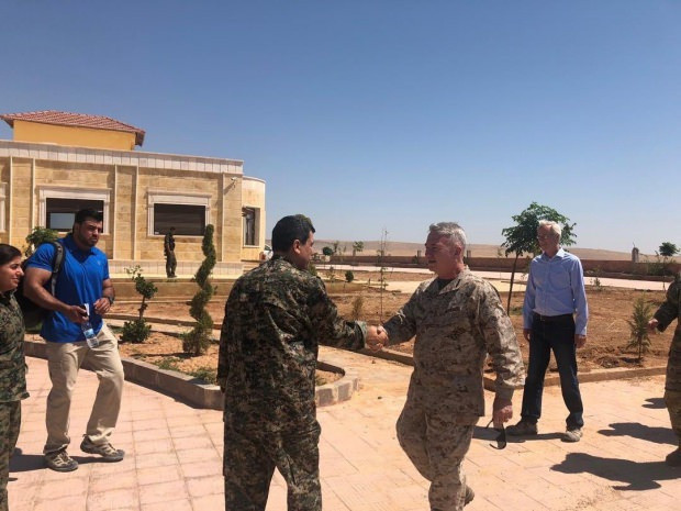 ABD'li general YPG/PKK elebaşıyla görüştü - Resim: 1