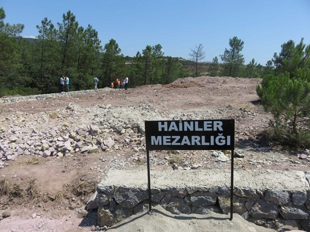 Vatan Hainleri Mezarlığı'na definler başladı - Resim: 1