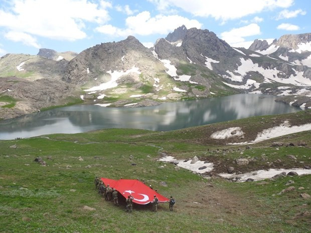 Türk askeri girilemez denilen yerde! Hem de bayrak açtı - Resim: 3