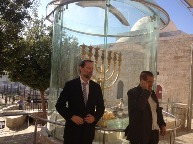 İsrailli vekilden Mescid-i Aksa'da provokatif eylem... - Resim: 3