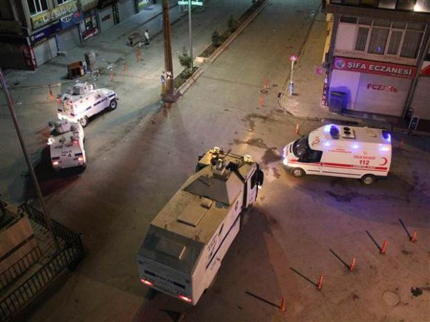 Hakkari'de sokağa çıkma yasağı! - Resim: 3