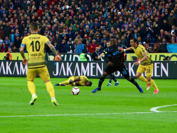 Trabzonspor - Yeni Malatyaspor maçı özet ve golleri - Resim: 0