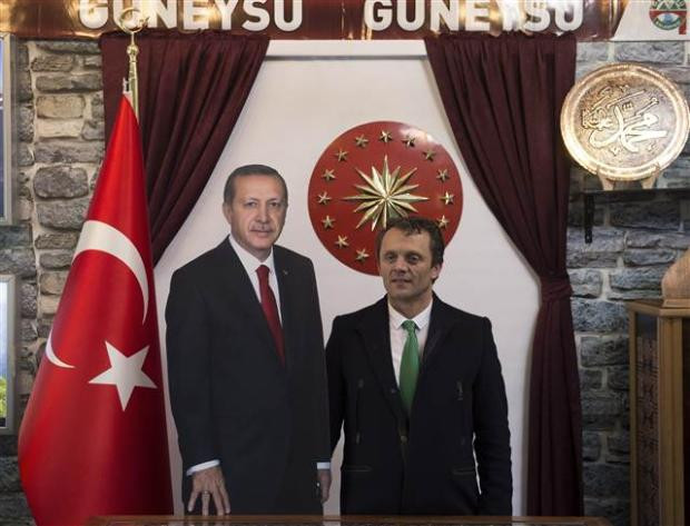 Cumhurbaşkanı Erdoğan'ın maketiyle poz verdiler - Resim: 4