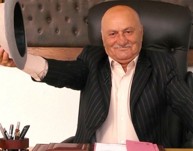 Diziyi o kadın mı bitirdi sette sandalyeler havada uçuştu! - Resim: 3