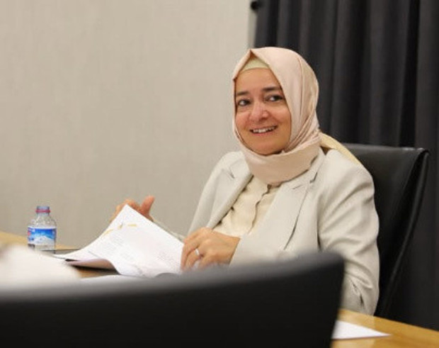 AK Partili Serkan Bayram'dan Fatma Betül Sayan Kaya'ya tepki - Resim: 0