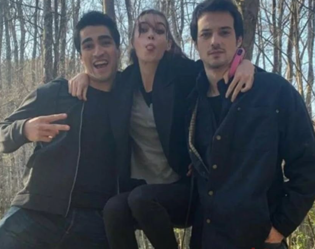 Bir dizi aşkı daha gerçek oldu deniyor! Afra Saraçoğlu ile Çağatay Ulusoy aşk mı yaşıyor? - Resim: 1