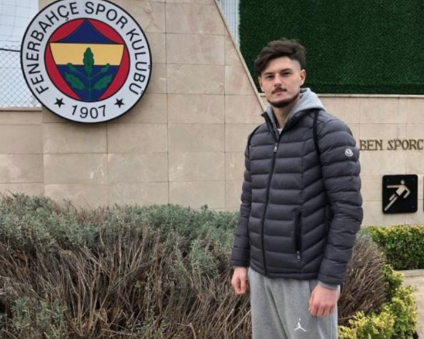 Fenerbahçe Okan Turp'un linasını çıkardı - Resim: 0