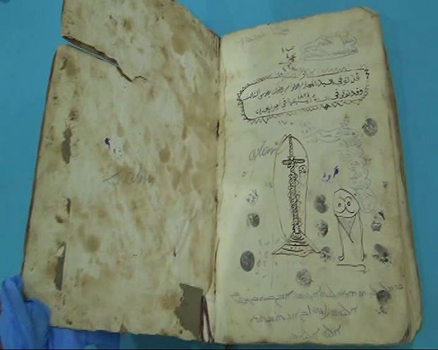 Tarihi kitabı satıyordu İstanbul'da büyük operasyon - Resim: 2