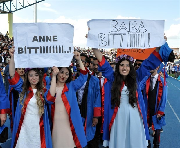 Babasıyla birlikte mezun oldu - Resim: 4