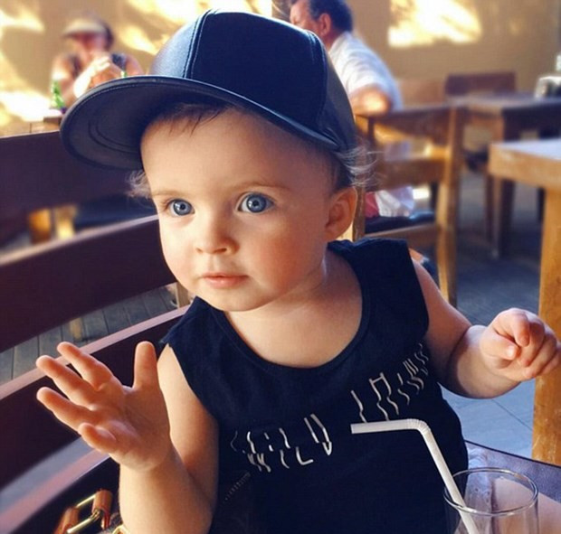 2 yaşında ama instagram'dan zengin oldu - Resim: 3