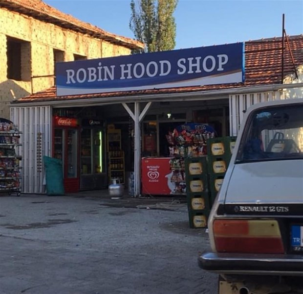 Kolunu görünce bir anda bastı kahkahayı - Resim: 1