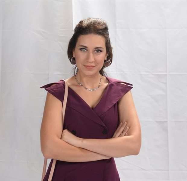 Ateş Böceği Gül'ü Gözde Çığacı kimdir Aslı'nın can dostu - Resim: 1