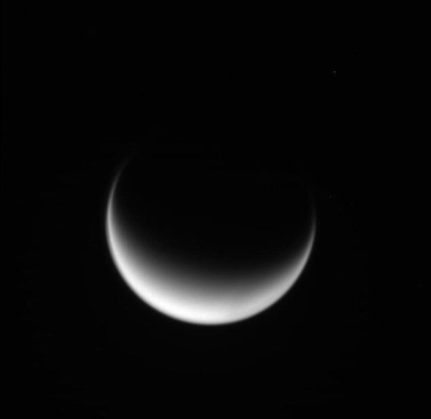 NASA bu fotoğrafları ilk kez yayınladı Satürn'e bakın - Resim: 4