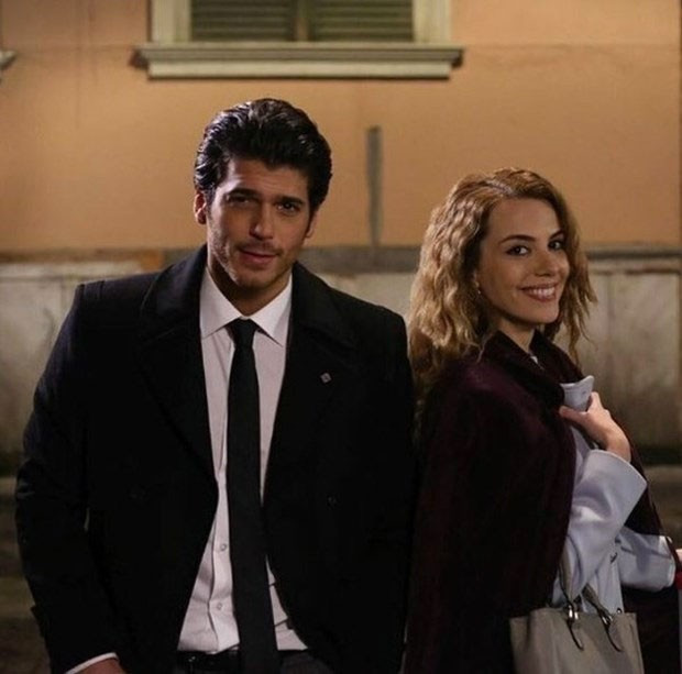 Başrol kovulunca yaşanan muammaya cevap geldi! - Resim: 1