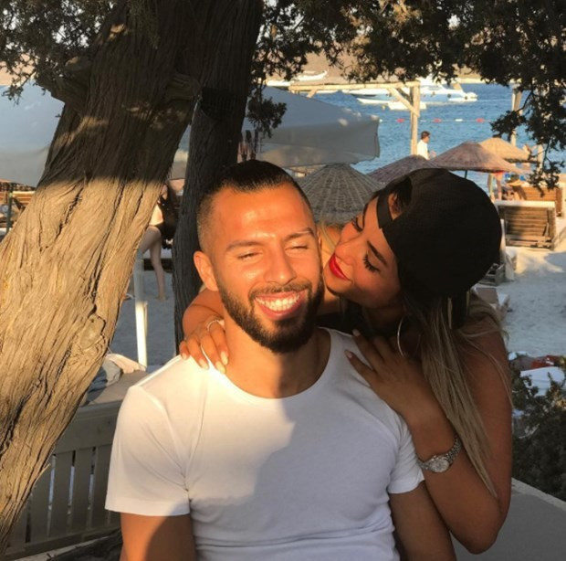 Yasin Öztekin'den eşine dudak uçuklatan hediye - Resim: 3