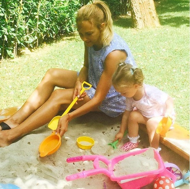 Meryem Uzerli bu yazlık için servet ödedi - Resim: 3