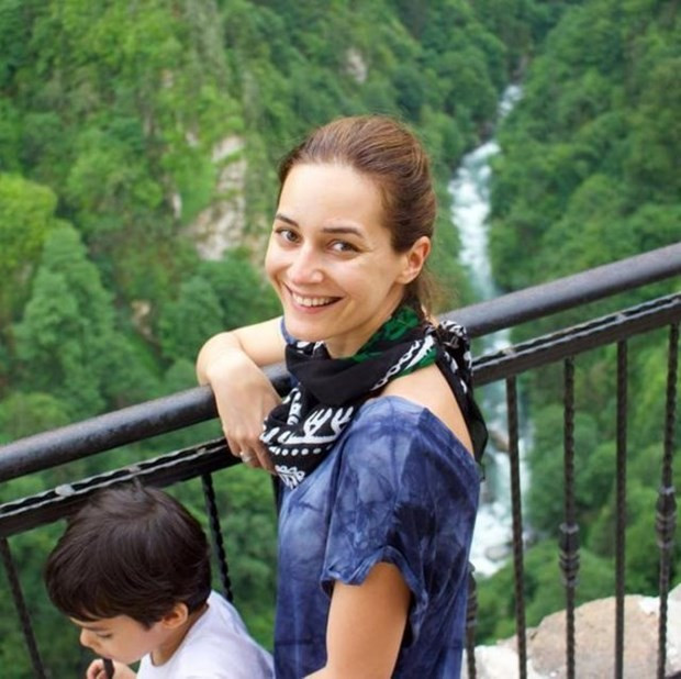 Ünlü çift Bodrum'a Çeşme'ye değil dağa bayıra çıktılar bakın nasıl... - Resim: 2