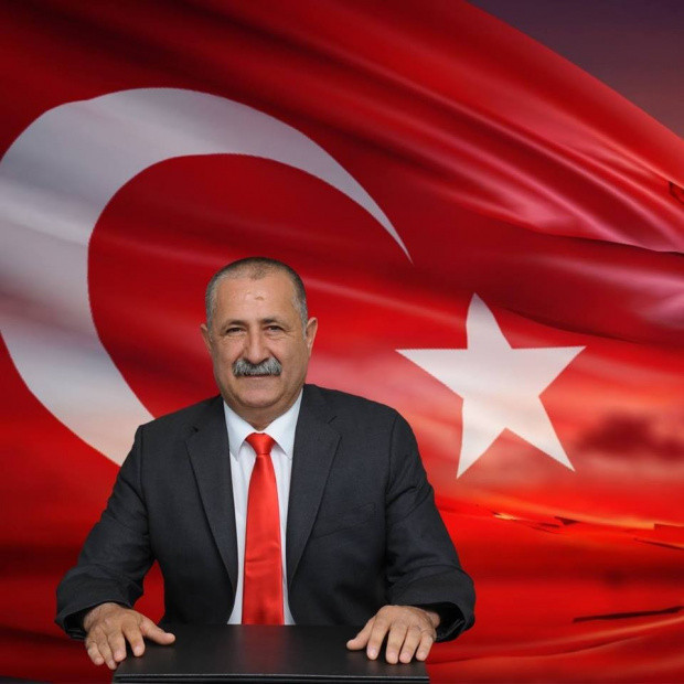 Çanakkale'deki borç afişi CHP'lileri kızdırdı - Resim: 1