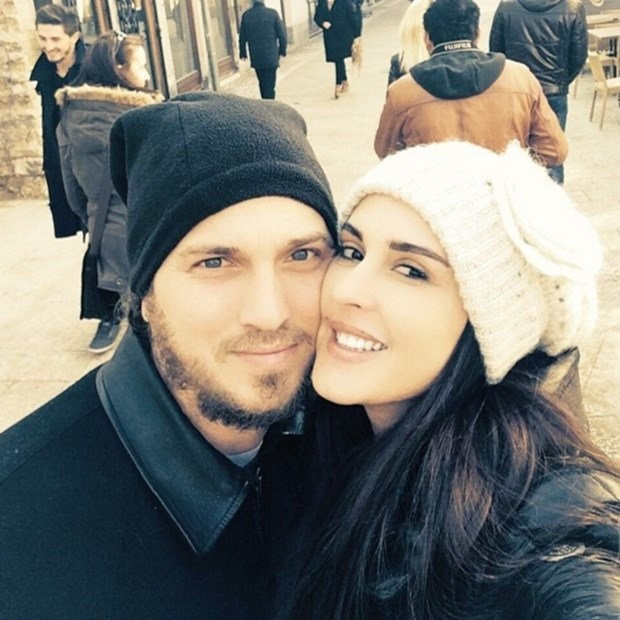 Emre Altuğ'un sırtındaki dövmeye bakın yok artık diyeceksiniz! - Resim: 1