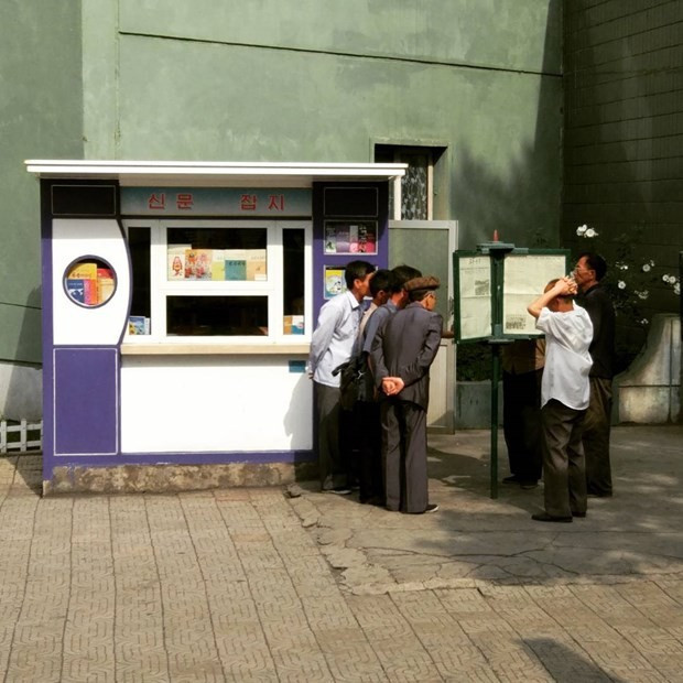 Dünyanın en kapalı ülkesi Kuzey Kore'de çıkan gazeteye bakın - Resim: 2