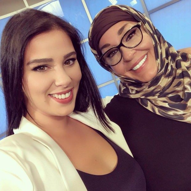 Ferdi Tayfur'un kızı Tuğçe Tayfur seks kaseti ifşasıyla Seren Serengil'i çıldırttı - Resim: 2