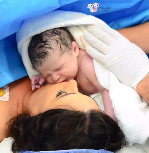 Ebru Destan’ı yakan dövme! Boşanma sebebi bu! - Resim: 3