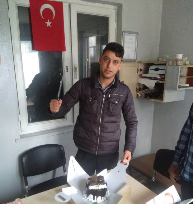 Top oynarken dili boğazına kaçtı! Okul güvenliği hayata döndürdü - Resim: 1