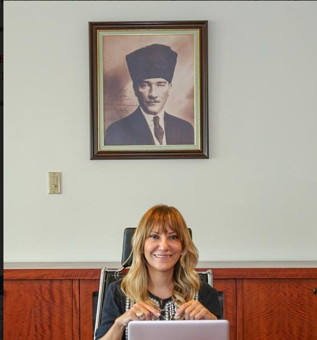 Ekrem İmamoğlu'ndan İBB tarihinde bir ilk Genel Sekreter Yardımcılığa getirilen isim - Resim: 0