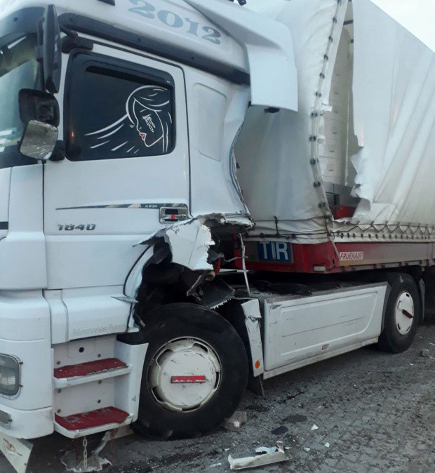 Aksaray'da zincirleme kaza! Yaralılar var - Resim: 0